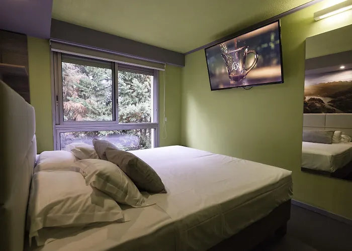 La Rocade ホテル 2*