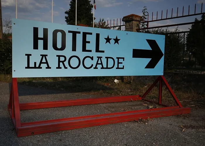 ホテル La Rocade パミエ