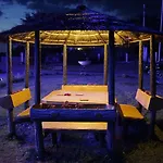 La Rocade فندق 2*