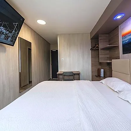 Hotel La Rocade