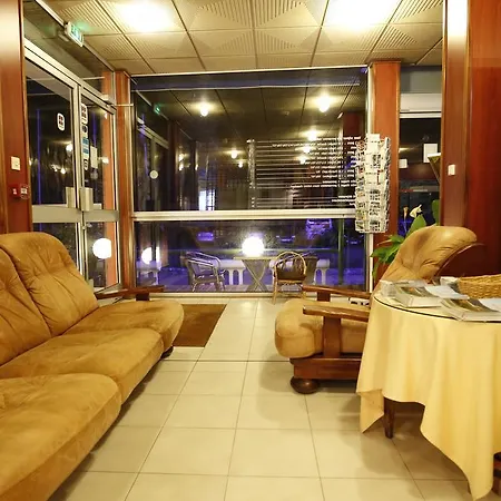 Hotell La Rocade Pamiers