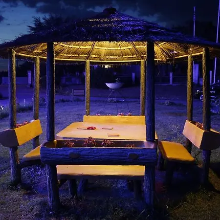 La Rocade Отель 2*